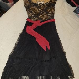 BEAUTIFUL DRESS